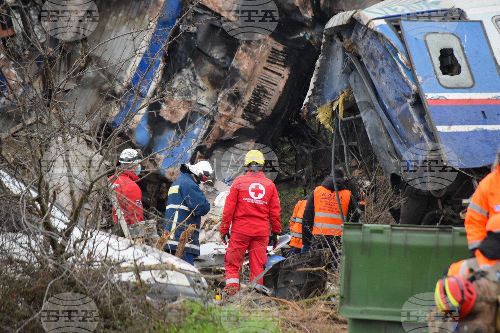 Върховният съд на Гърция разпореди разследване на спорните твърдения за огнено кълбо при влаковата катастрофа в Темпе през 2023 г.