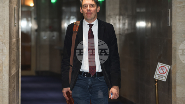 Ще заведа дело срещу Слави Трифонов за лъжа, обяви Васил Пандов от „Продължаваме Промяната – Демократична България“