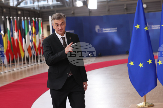 Настоящата ЕК има истинска политическа воля за разширяване на ЕС, каза хърватският премиер Пленкович