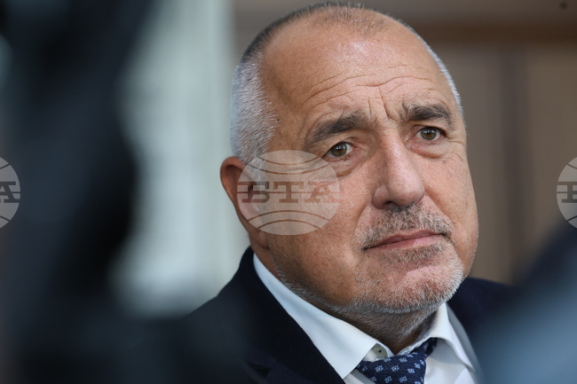 Отношенията между България и Германия се развиват устойчиво в политически, икономически и търговски план, каза лидерът на ГЕРБ Бойко Борисов