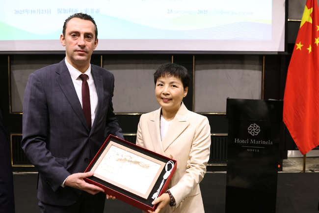 Investing in Young People's Future Lays Foundations of More Sustainable Society - Minister Peshev