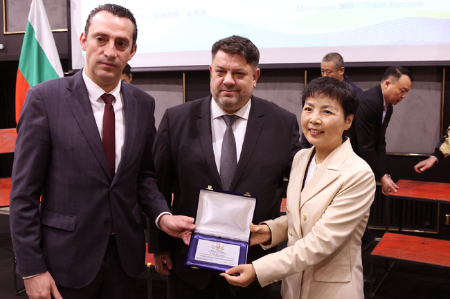 Министър Иван Пешев: Инвестицията в бъдещето на младите хора поставя основата за по-устойчиво и ангажирано общество