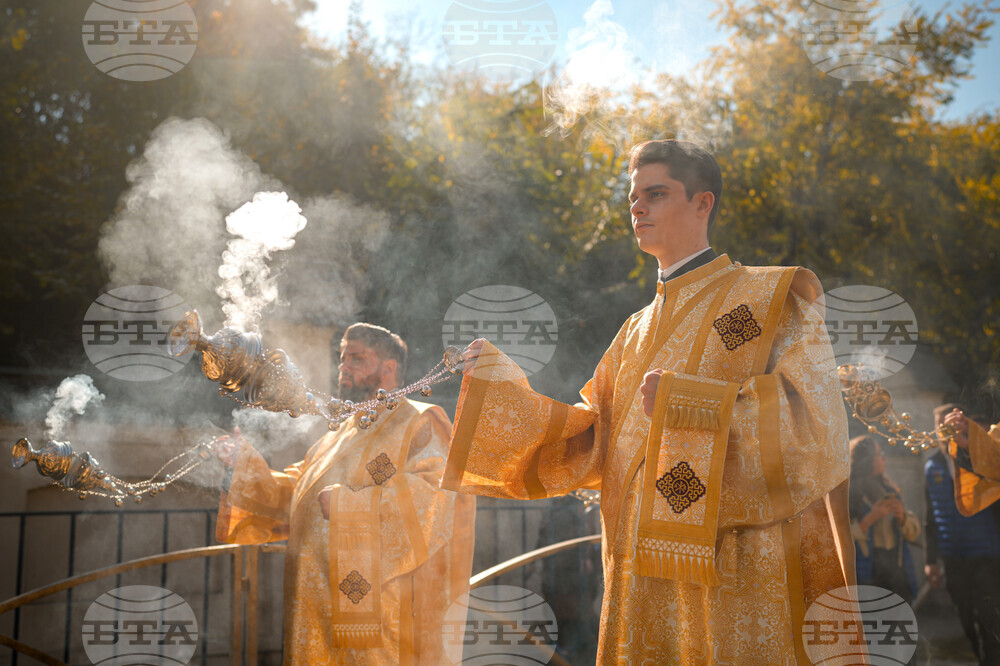 APTOPIX Romania Religion