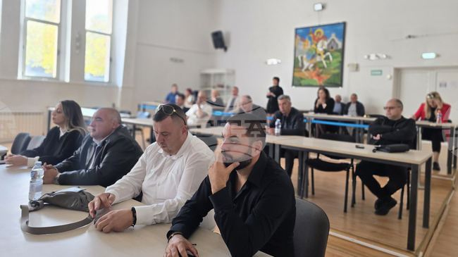 Общинският съвет – Петрич ще създаде временна комисия за оценка на дейността на фирмата по чистота и сметосъбиране „Енвироман Тео България” ООД