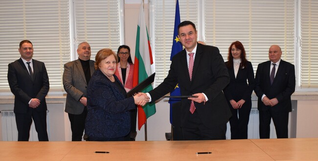 Министерството на икономиката и индустрията ще си партнира с научните среди при формиране на политиките и стратегиите в сектора