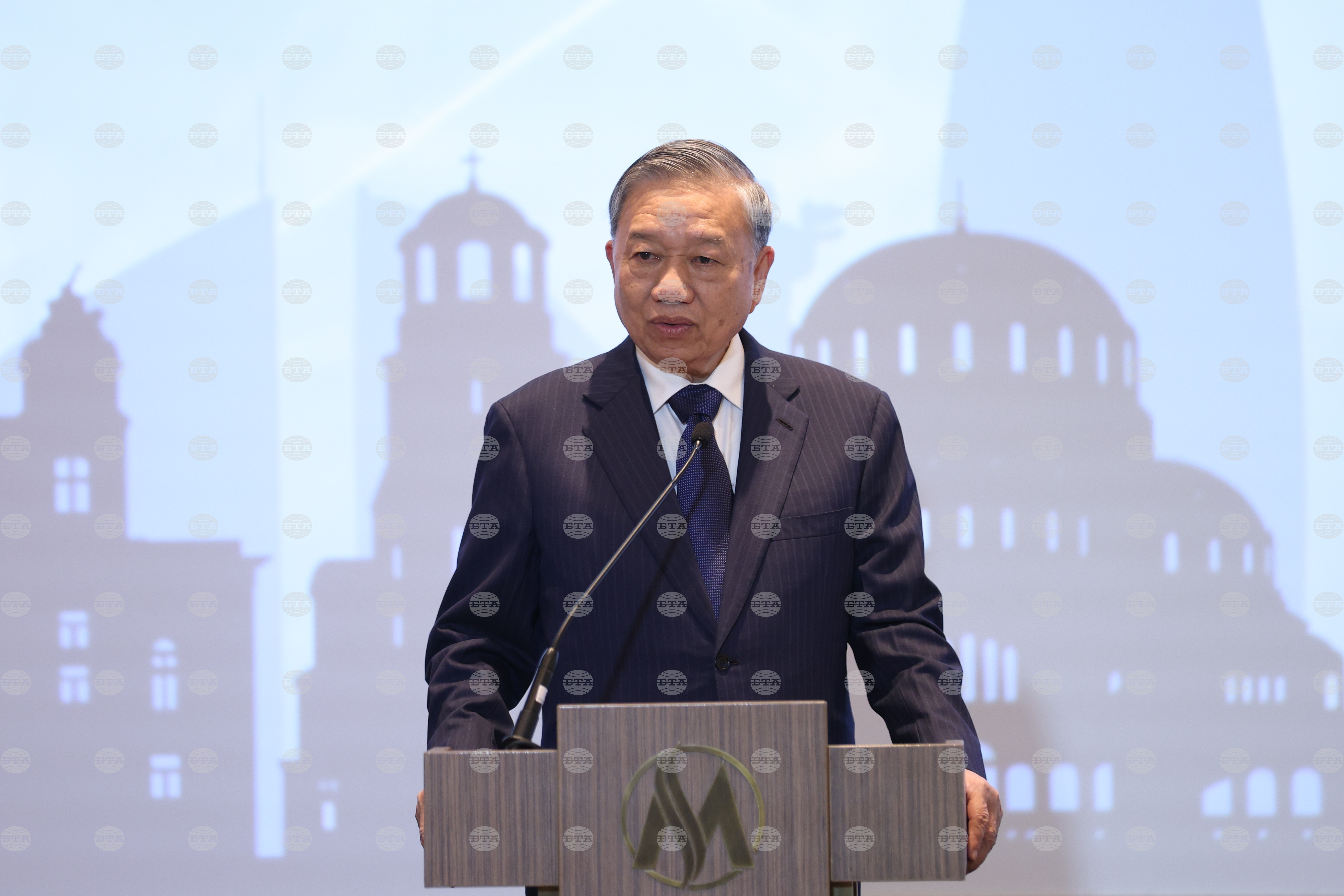 Vietnam Top Leader To Lam Calls for Improved Transport Links between Bulgaria and Vietnam