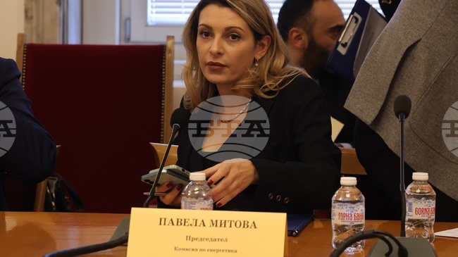 България води разговори с американските власти за бъдещето на рафинерията в Бургас, заяви Павела Митова 