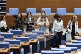 Народно събрание - заседание - ученици