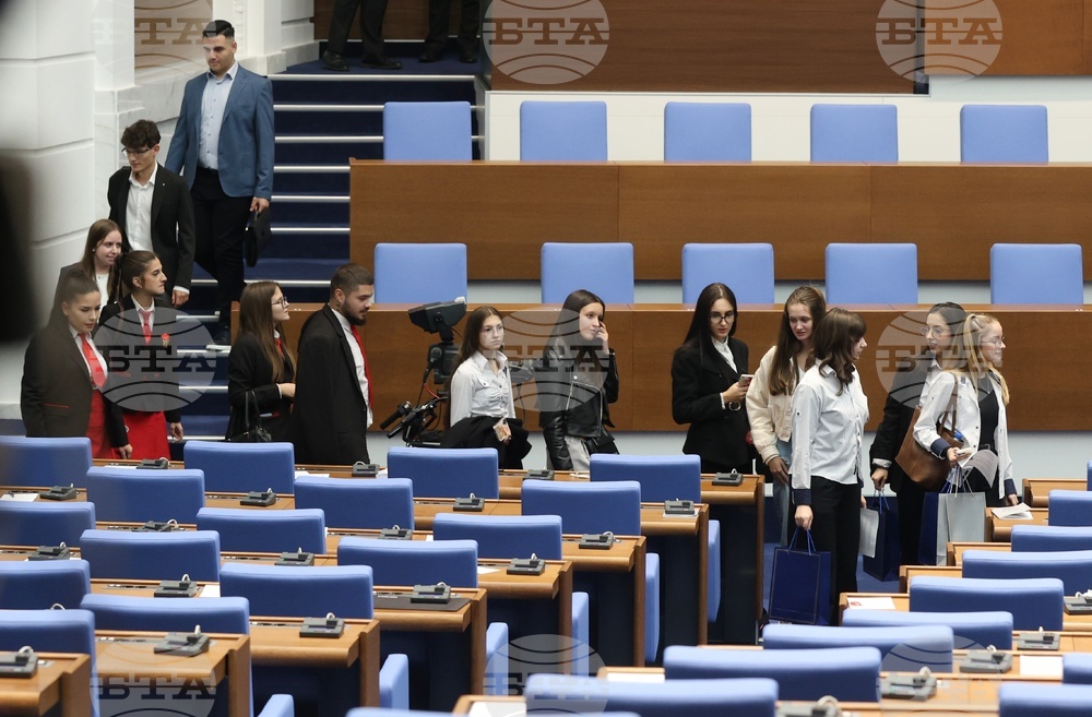 Народно събрание - заседание - ученици