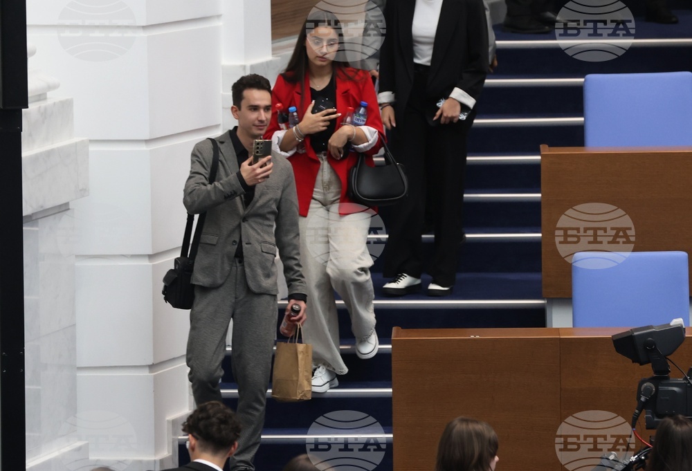 Народно събрание - заседание - ученици