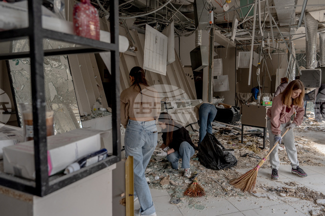 Руски удари по Украйна доведоха до смъртта на най-малко 3 души, 17 са били ранени