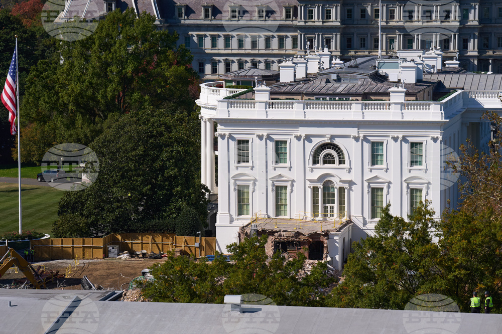 Цялото Източно крило на Белия дом беше напълно разрушено заради планирания строеж на нова бална зала