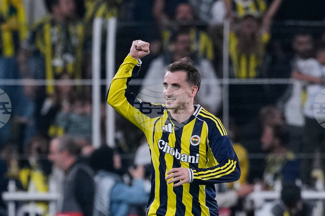 Продуцентската компания „Уорнър Брос“ съди футболист на турския Фенербахче заради жестове и публикации, свързани с Хари Потър 