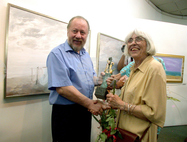 Виолета Масларова - художничка живописец