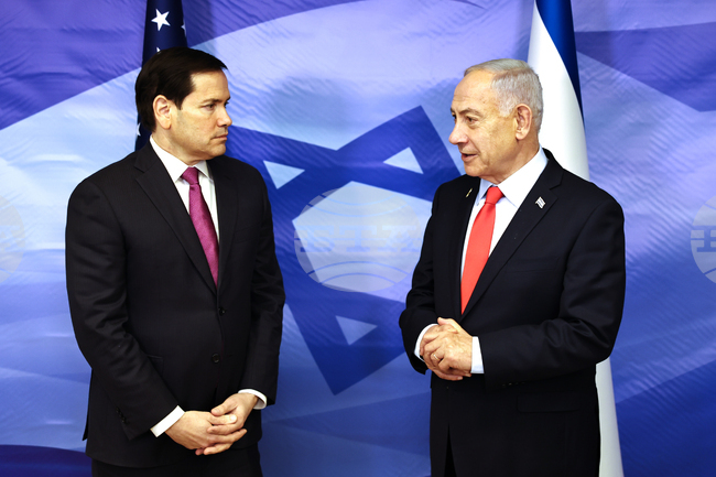 Държавният секретар на САЩ и израелският премиер обсъдиха Иран, Сирия и ивицата Газа, съобщи "Аксиос"