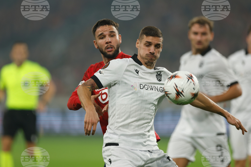 Кирил Десподов реализира от дузпа при убедителна победа на ПАОК в турнира за Купата на Гърция