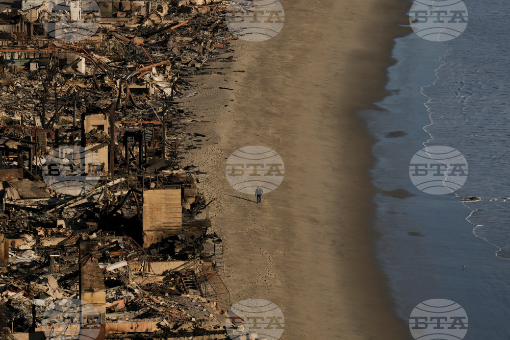 Почти половината от плажовете ще изчезнат до края на века, предупредиха учени