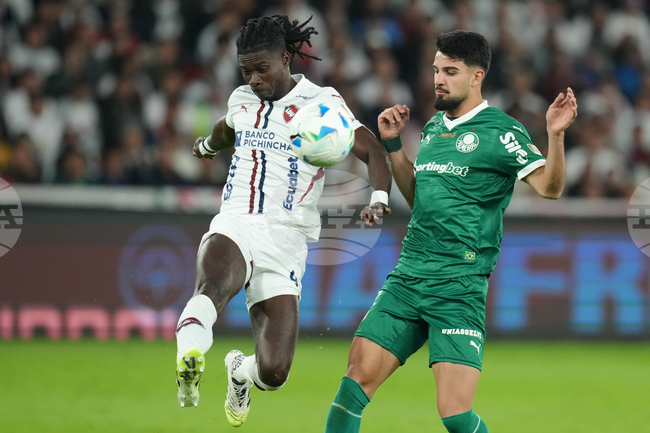 Лига де Кито е близо до финала за Копа Либертадорес след убедителна победа в първия мач срещу Палмейрас 