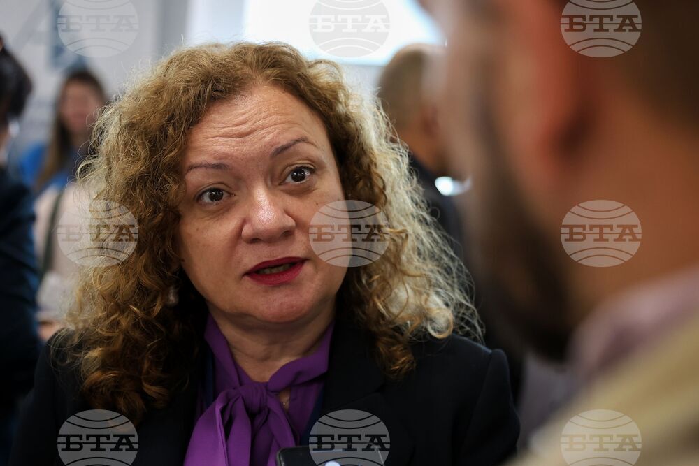 Бургас - Ивелина Василева - брифинг