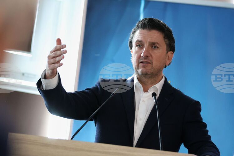 Tourism Must Be Integrated into Blue, Green Economies, Says Tourism Minister