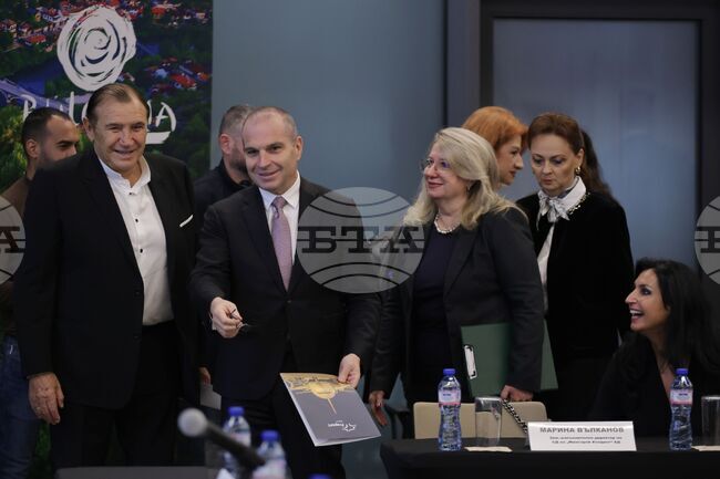 Transport Minister: First Scheduled Non-Stop Flights between Sofia and New York, Chicago to Begin in April 2026