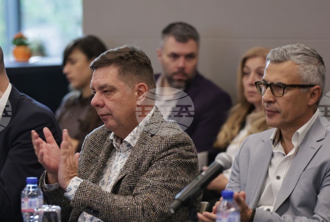 България се нуждае от координирана стратегия за въздушна свързаност и нови туристически пазари, заяви председателят на АБАИ Тодор Иванджиков