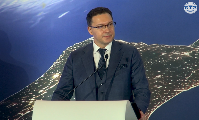 България, като член на Шенген, ще продължи да дава своя принос за общата сигурност на Европейския съюз, каза Даниел Митов