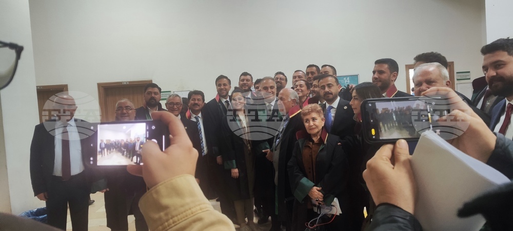 Турция - Анкара - конгрес на Народнорепубликанската партия - съд - искане