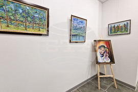 Перник - изложба - „Изкуство от сърцето на Радомир“