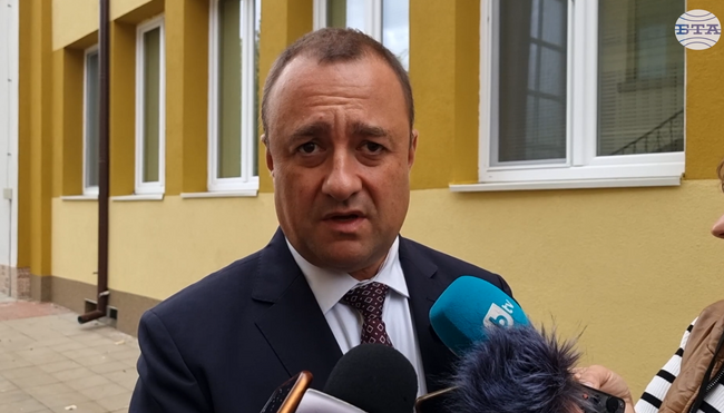 Процедурите за разширяване на главен път I-7 към ГКПП "Лесово" трябва да започнат в началото на 2026 г., каза министър Иван Иванов