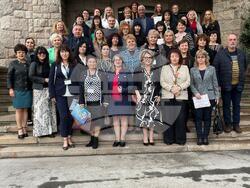 Заместник-министърът на образованието Наталия Михалевска връчи награди за образователно приобщаване на деца и ученици от уязвими групи. Снимка: МОН