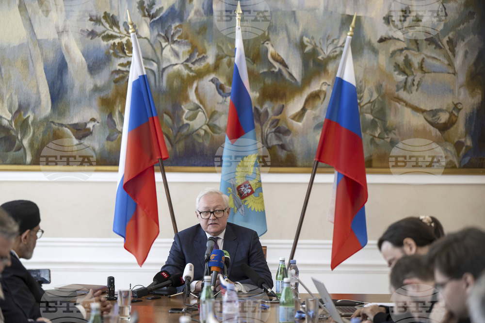 Сергей Рябков: Русия изключва териториални отстъпки в преговорите за Украйна 