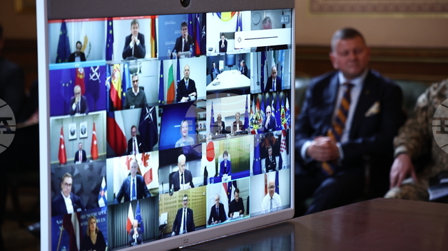 Гаранциите за сигурността на Украйна ще включват обвързващи ангажименти, според чернова на комюнике на „Коалицията на желаещите“ 