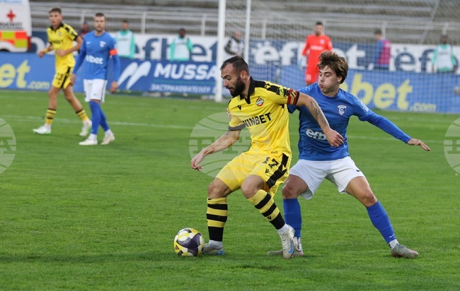 От гръцкия футболен клуб Арис Солун отрекоха за интерес към Николай Минков 