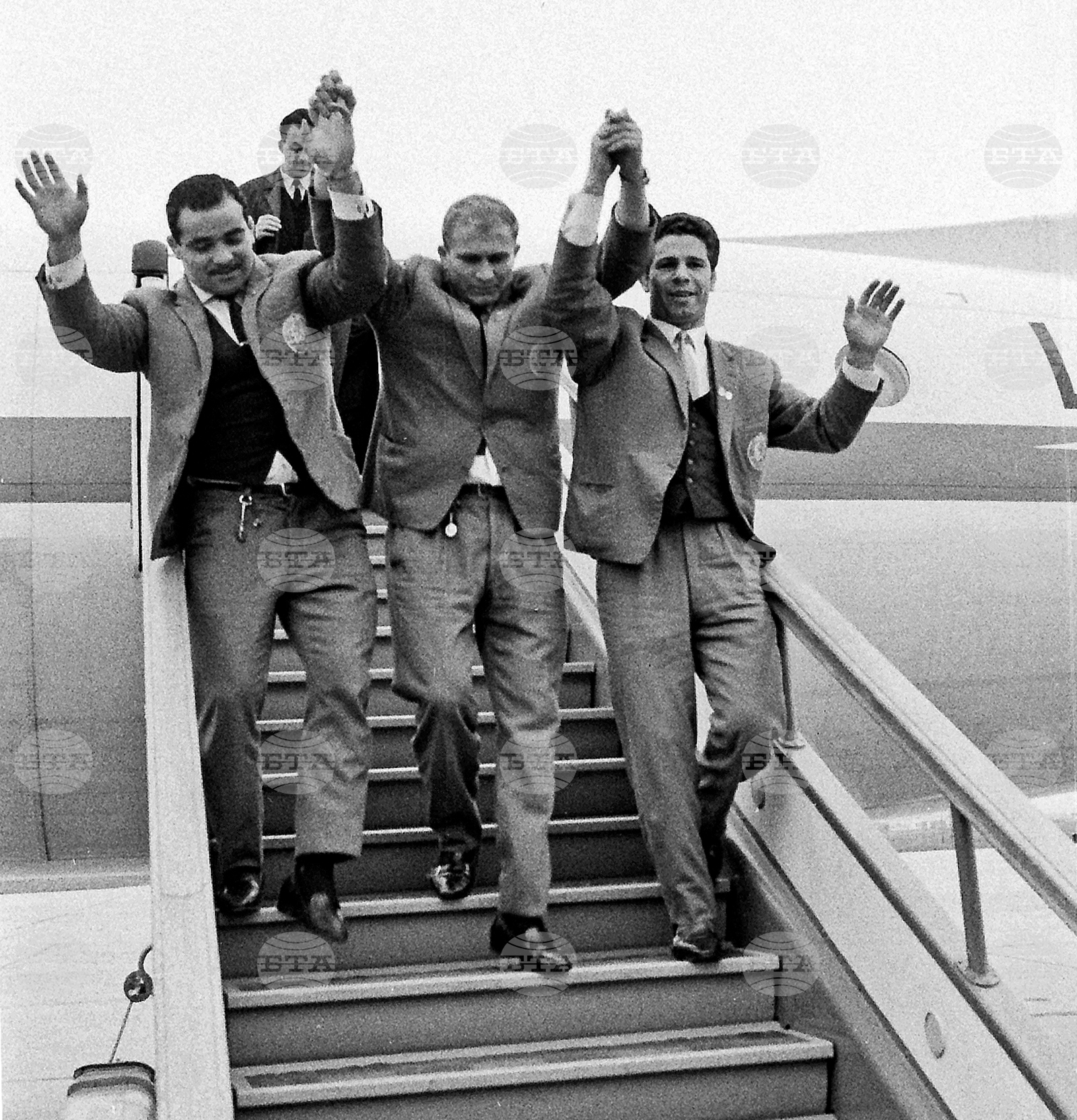 Завръщане на българските спортисти, участвали през 1964 г. в Летните олимпийски игри в Токио