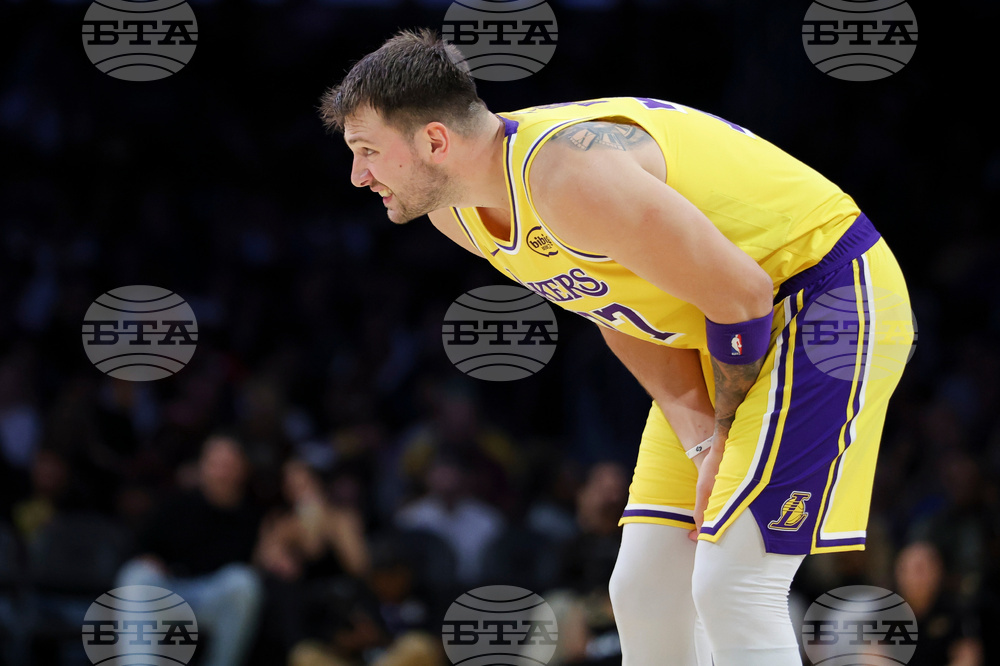  Словенският баскетболист Лука Дончич ще остане извън терена поне седмица