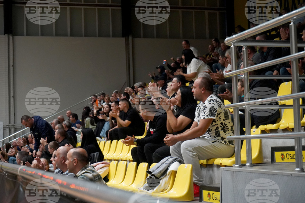 Перник - баскетбол - Миньор 2015 - Спартак Плевен