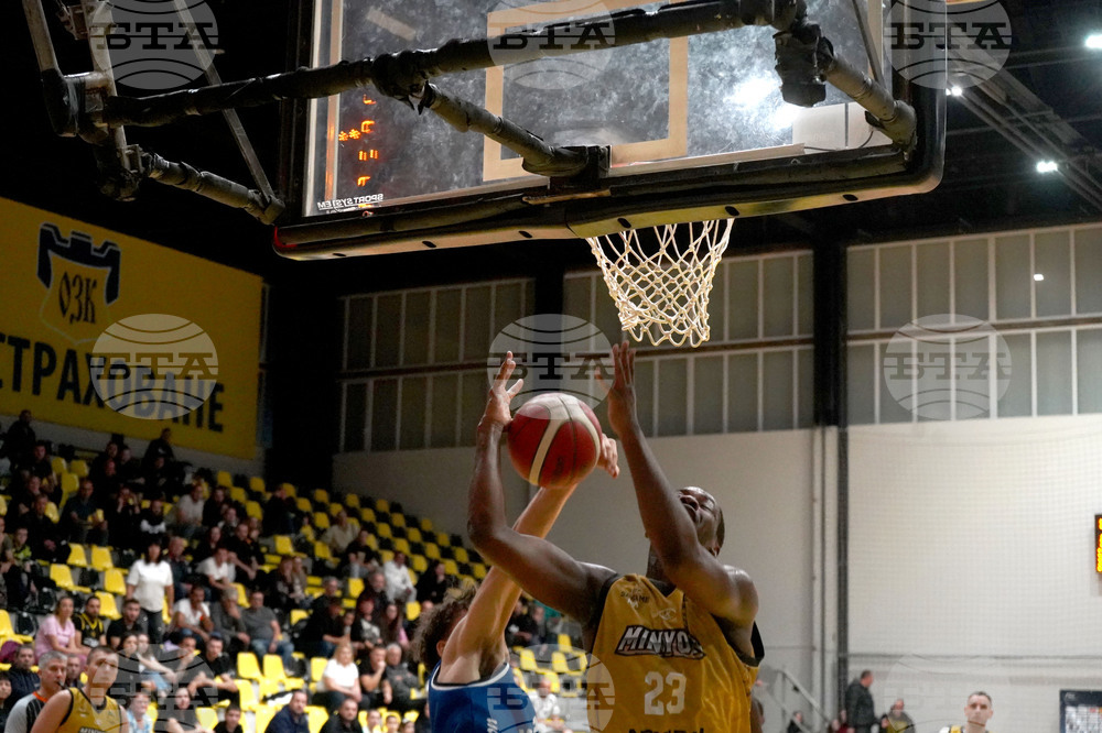 Перник - баскетбол - Миньор 2015 - Спартак Плевен