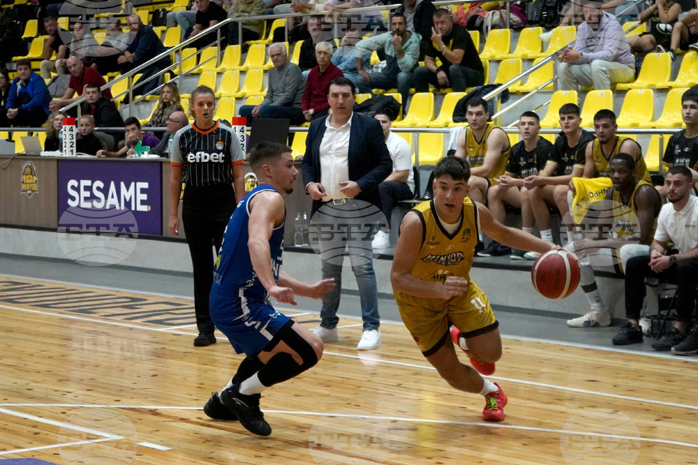 Перник - баскетбол - Миньор 2015 - Спартак Плевен