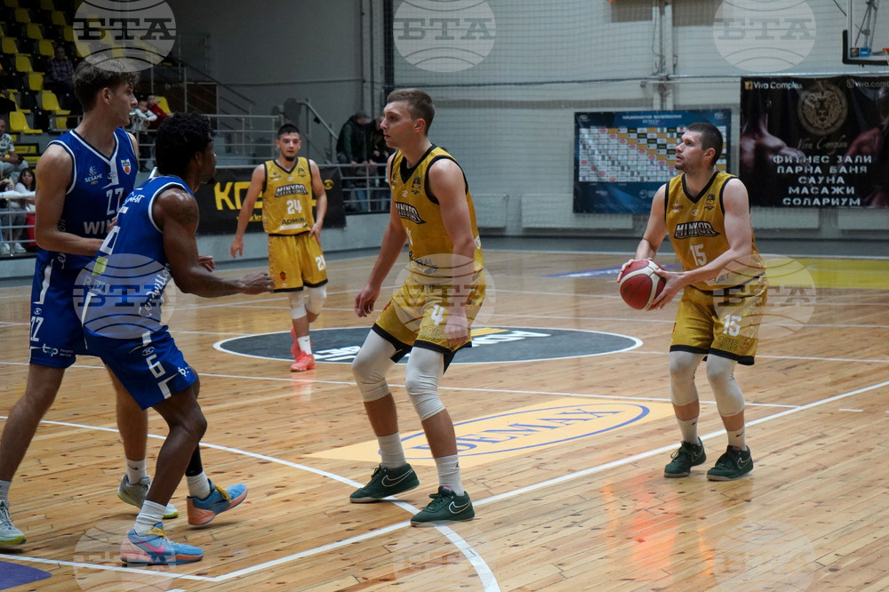 Перник - баскетбол - Миньор 2015 - Спартак Плевен