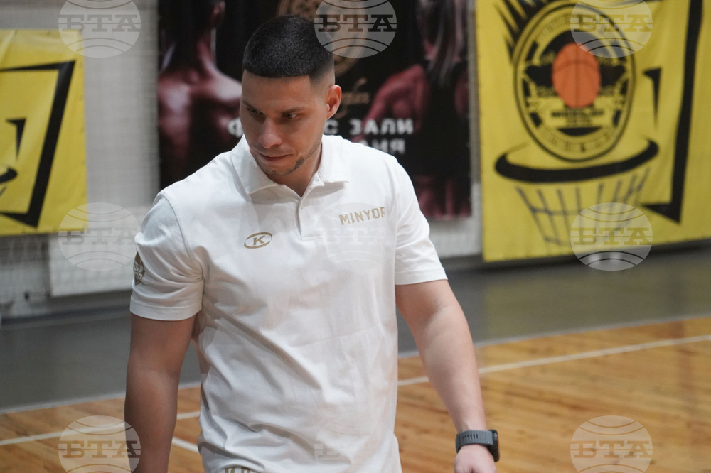 Перник - баскетбол - Миньор 2015 - Спартак Плевен