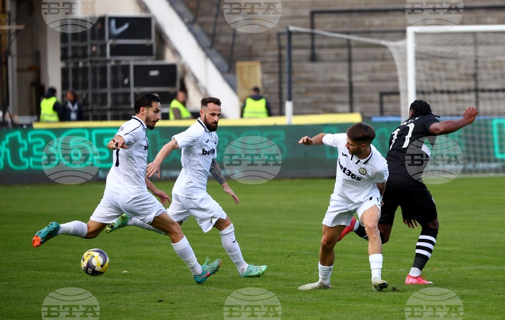 Славия и Черно море не излъчиха победител