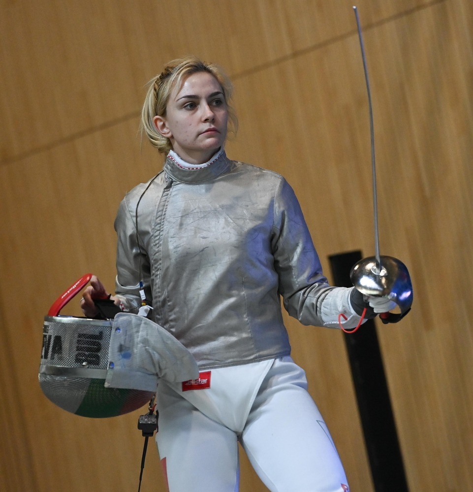 Водещата българска състезателка по фехтовка Йоана Илиева с първа титла за сезона