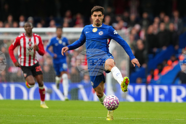 Педро Нето получава почивка за 8000-километровото пътуване на Челси до Карабах