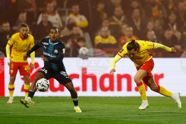 Ланс се качи на трето място в Лига 1 след успех срещу Лориен, Рен надигра убедително Страсбург