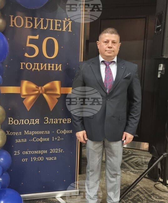 Президентът на БФ Бадминтон Володя Златев отпразнува 50-годишен юбилей