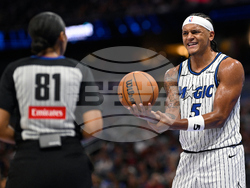 Bulls Magic Basketball