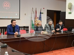 Снимка: УНСС