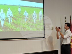 Снимка: УНСС