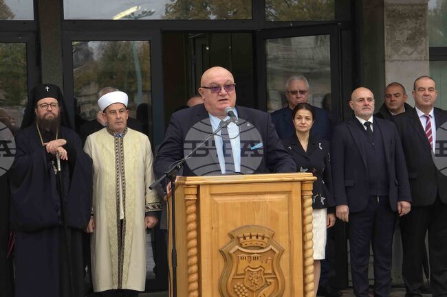 С литийно шествие и тържествена церемония Видин отбеляза духовния си празник